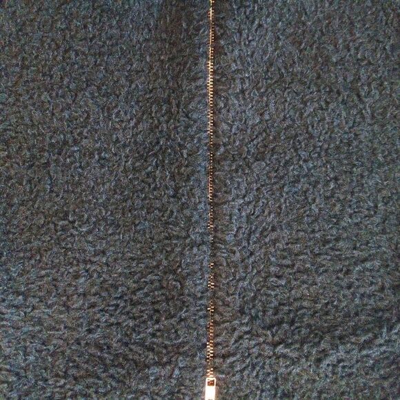 ARITZIA WILFRED Chatou FAUX FUR VEST full zip black XS sherpa teddy sleeveless - Picture 7 of 9